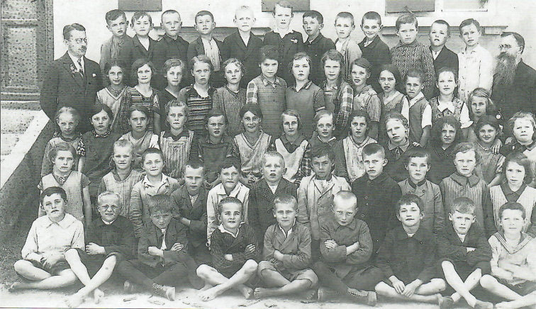 Datei:Schulkinder 1931.png