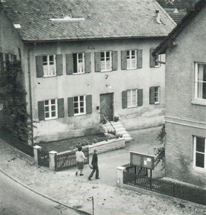 Lehrerhaus 1977.png